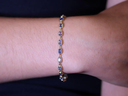 Multi-Toned Blue Sapphire Bracelet