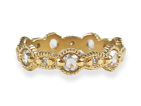 Vintage-Style Diamond Scalloped Wedding Band