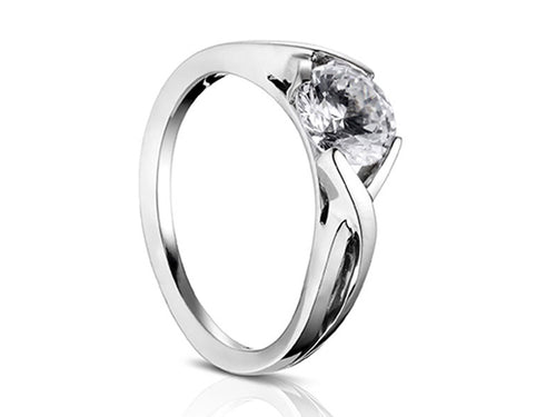 Round Brilliant Diamond Solitaire Engagement Ring